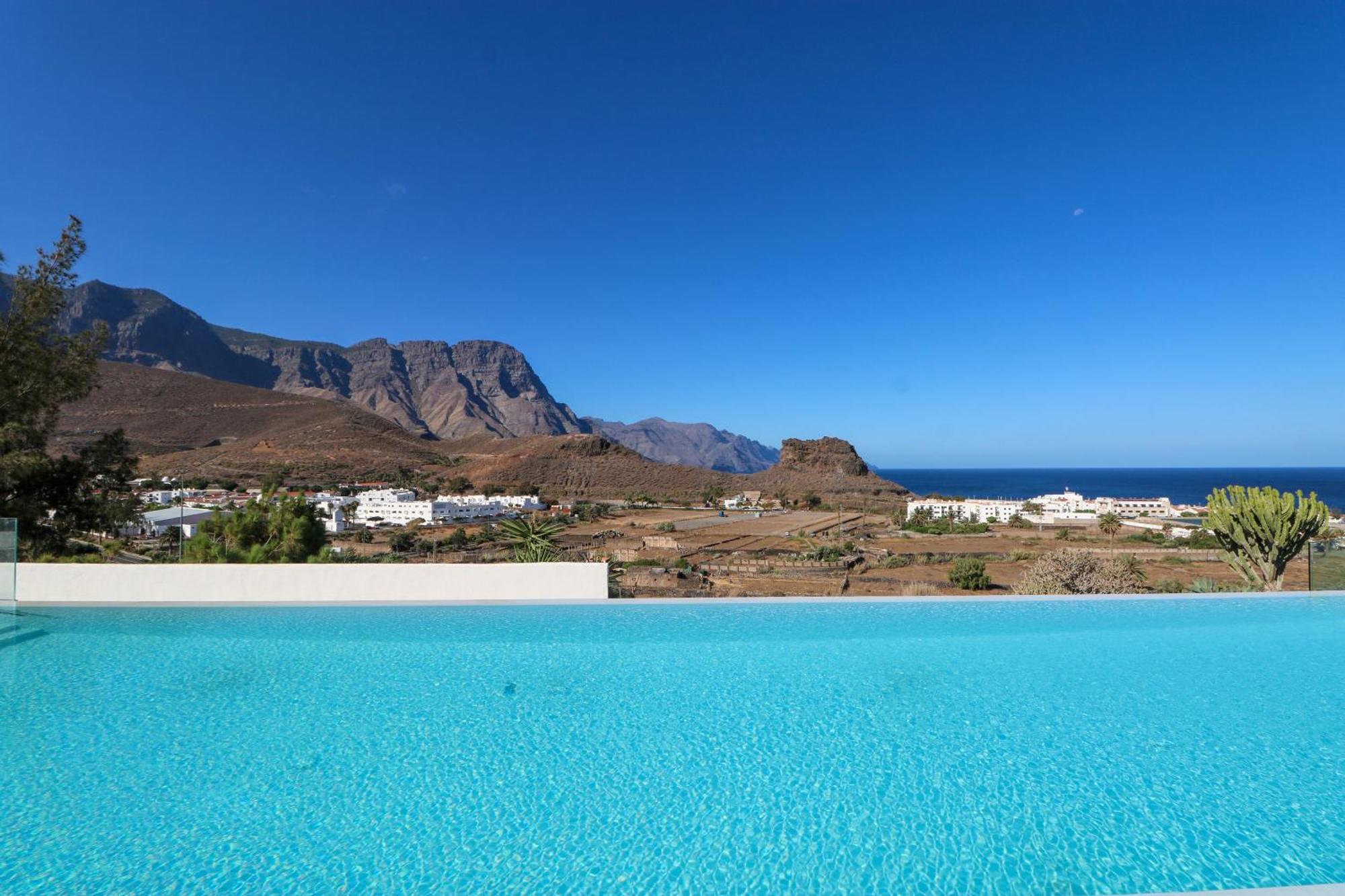 Apartment Agaete 2br Coastal Retreat *